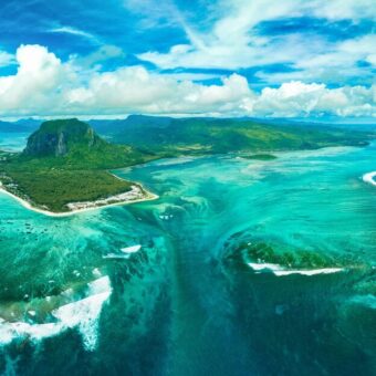 UK Halts Chagos Islands Handover After US Withdraws Support