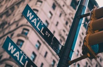 Wall Street Shatters Records Amid Easing Tech Boom