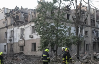 Major Russian Airstrikes Target Ukrainian Cities